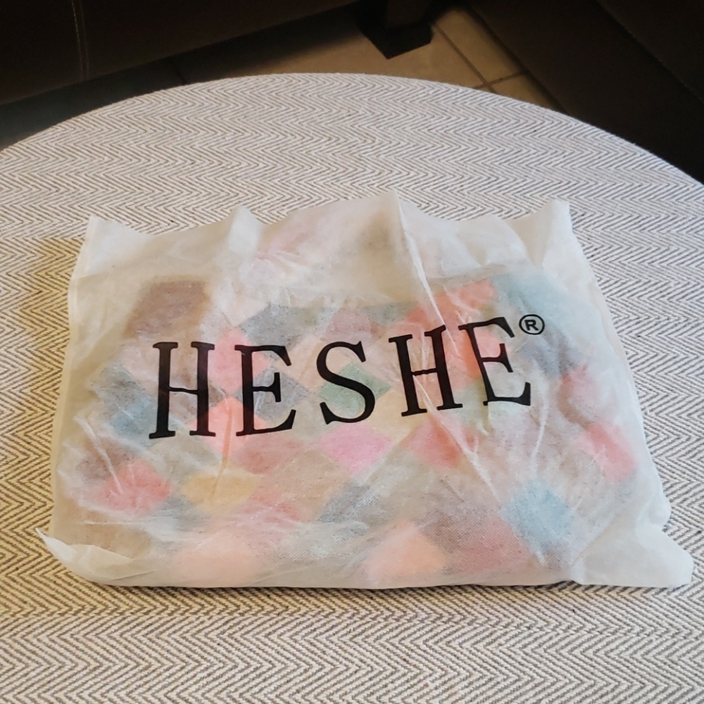 Heshe Purse